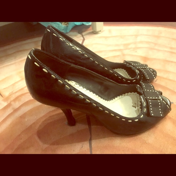 White House Black Market Shoes - White House Black Market heels